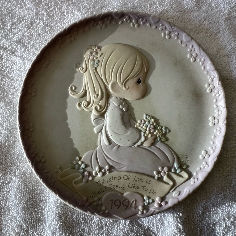 Precious Moments 1994 “Thinking Of You Is What I Really Like To Do” Plate